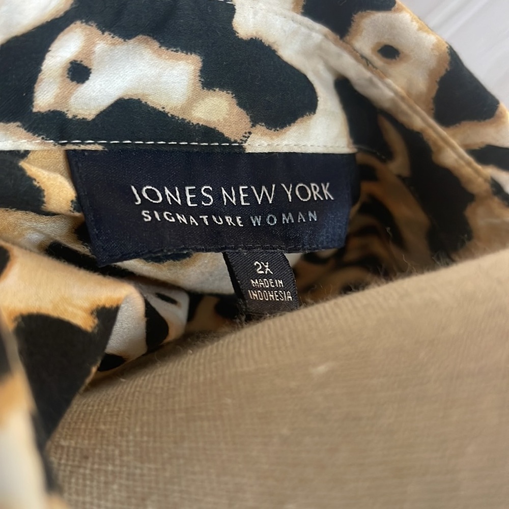 Jones New York Signature Woman Leopard Print Button Shirt Blouse 2X - Picture 6 of 8